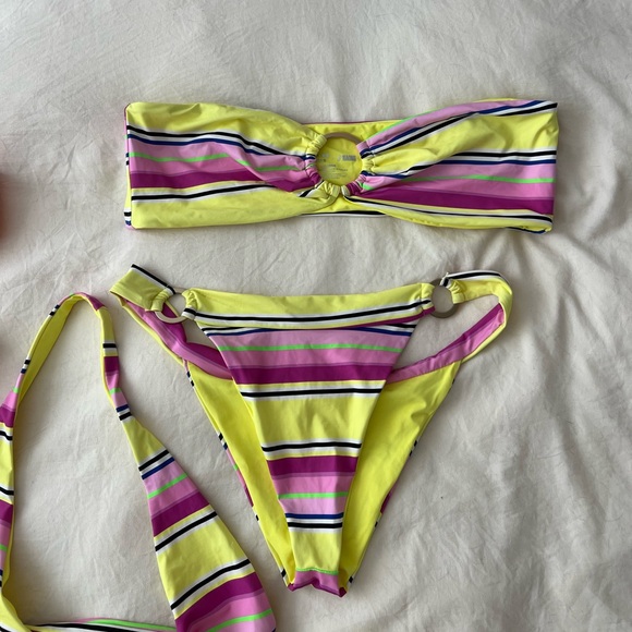NWOT Frankie’s Bikinis Lot - Picture 3 of 6